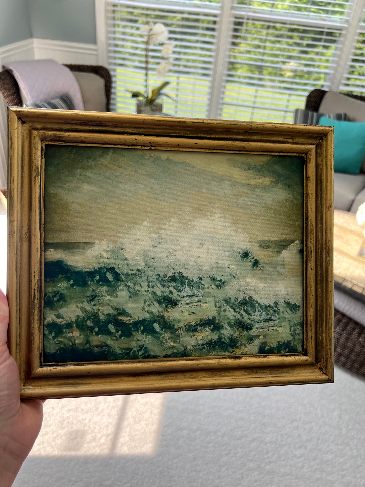 Crashing Wave - canvas print in gold frame