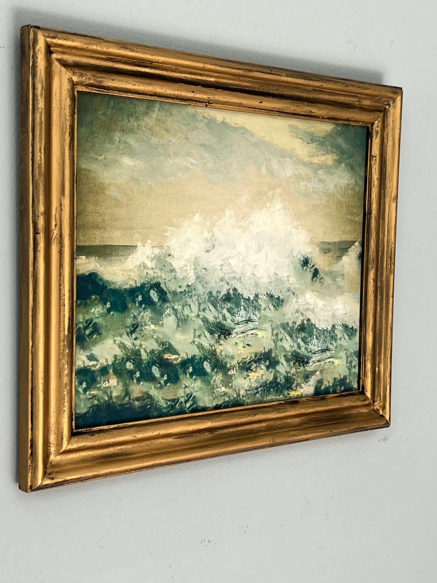 Crashing Wave - canvas print in gold frame