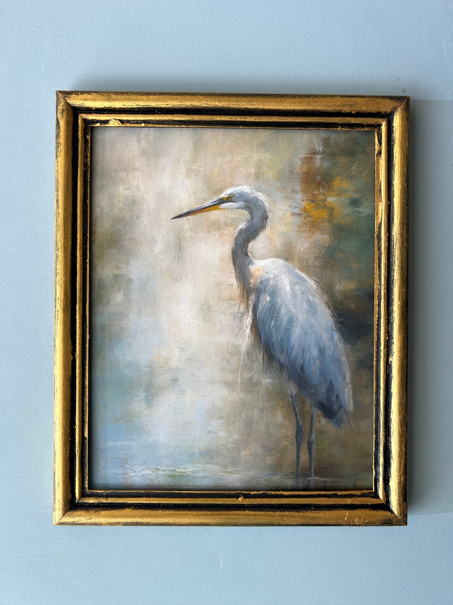 Blue Heron - Canvas Print in Vintage Gold Frame