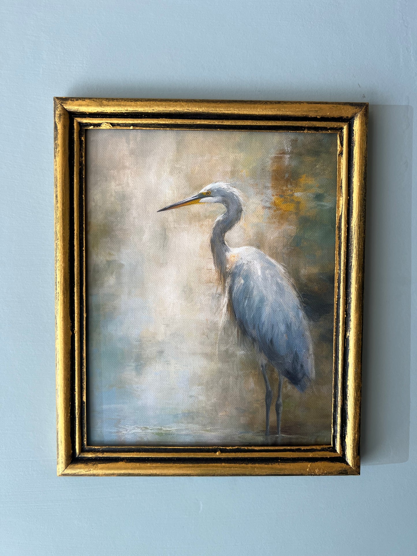 Blue Heron - Canvas Print in Vintage Gold Frame